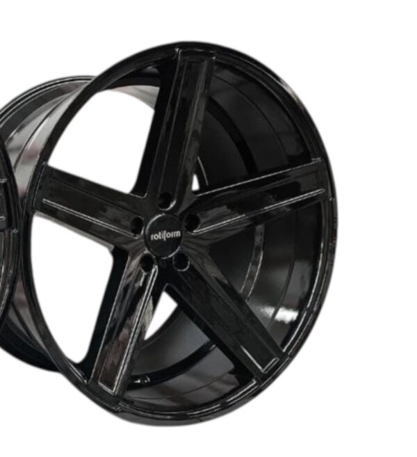 RIN 22X9.5 5-114  R1 SPORT  KTNA NEGRO BRILLANTE CB78.3 ET+15